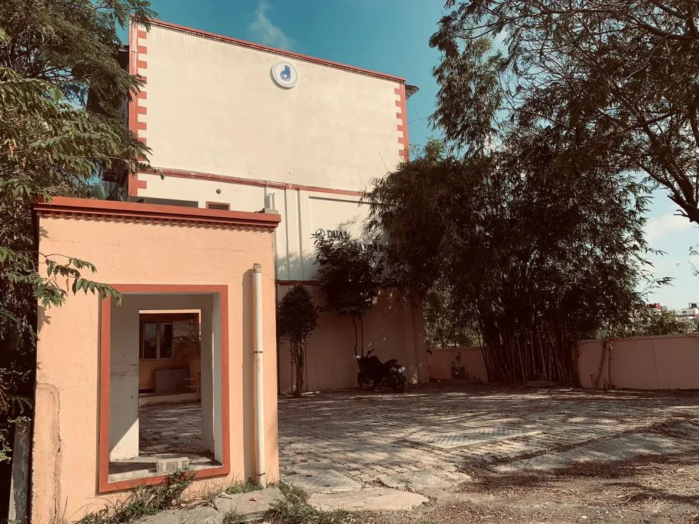 Friends Hub - Community living environment